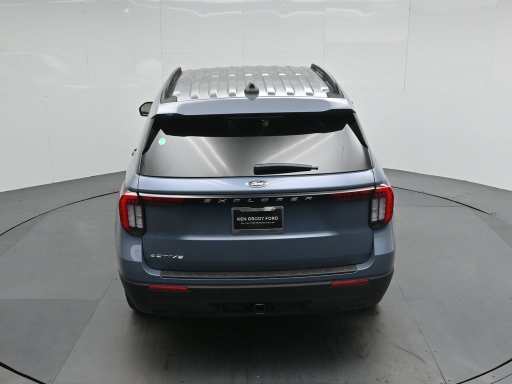 New 2026 Vapor Blue Metallic Ford Active image 39