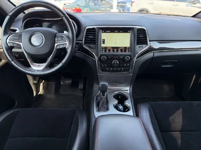 Used 2018 Gray Jeep Trailhawk image 9