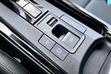 Certified Used 2025 CUTTING EDGE Toyota  image 33