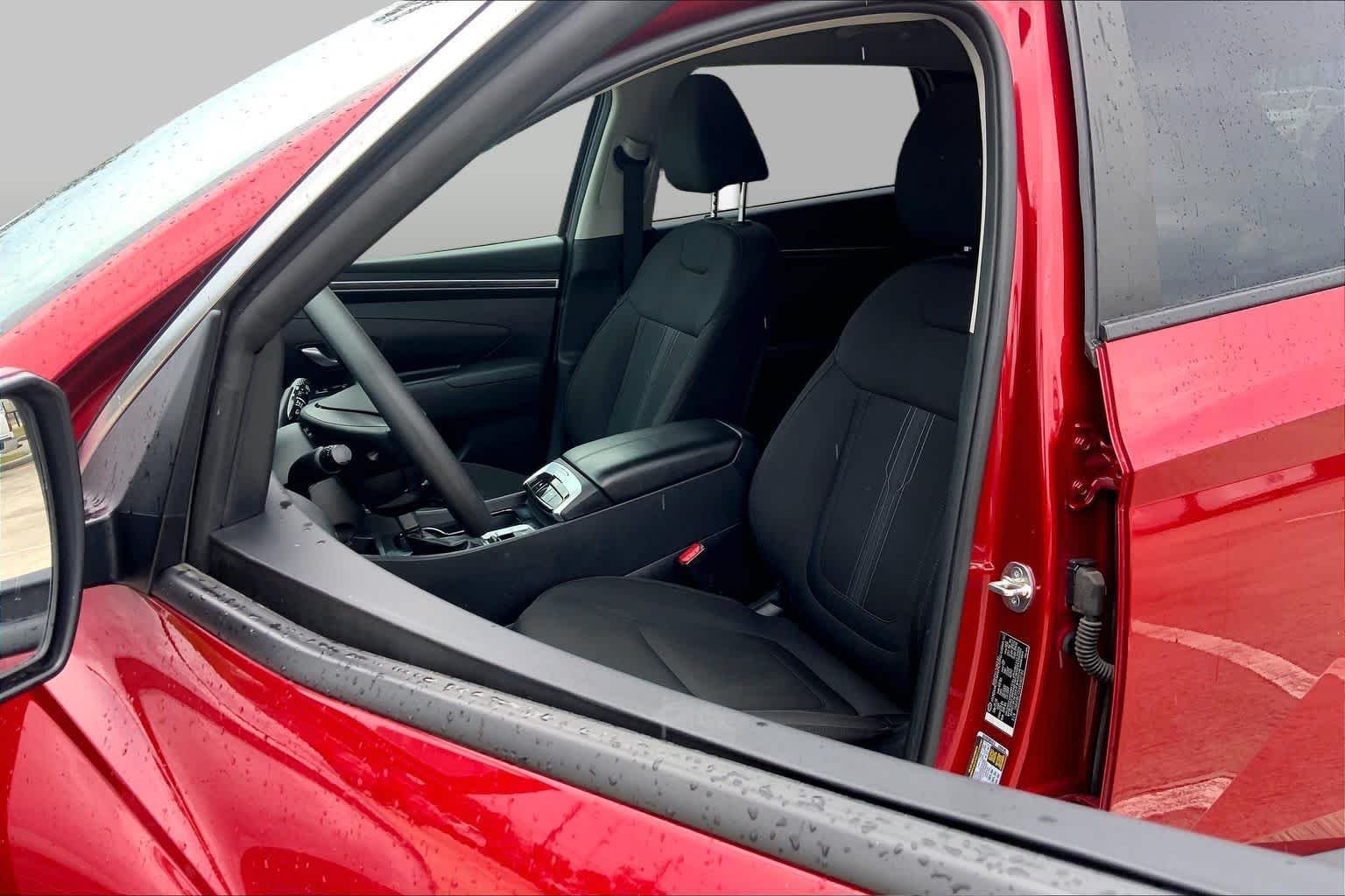 Used 2024 Ultimate Red Hyundai SEL image 8