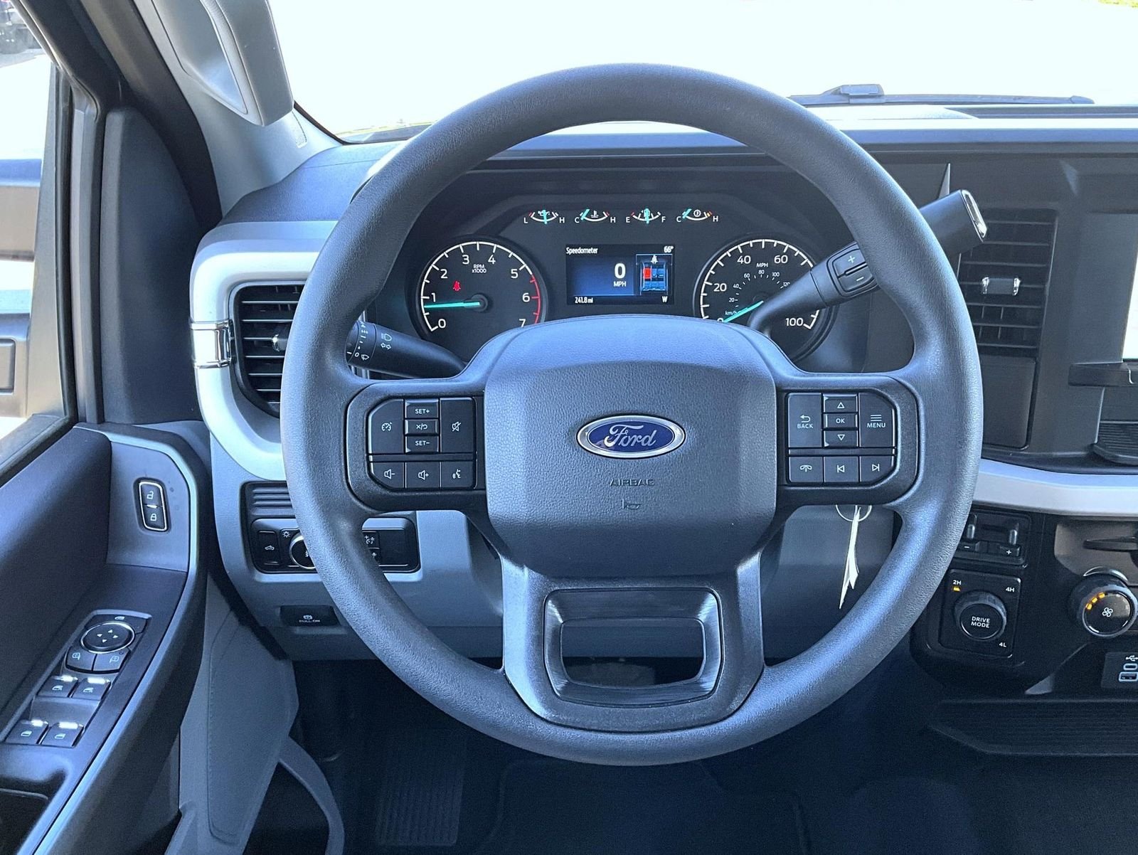2026 Ford F-250 Super Duty XL - Photo 10