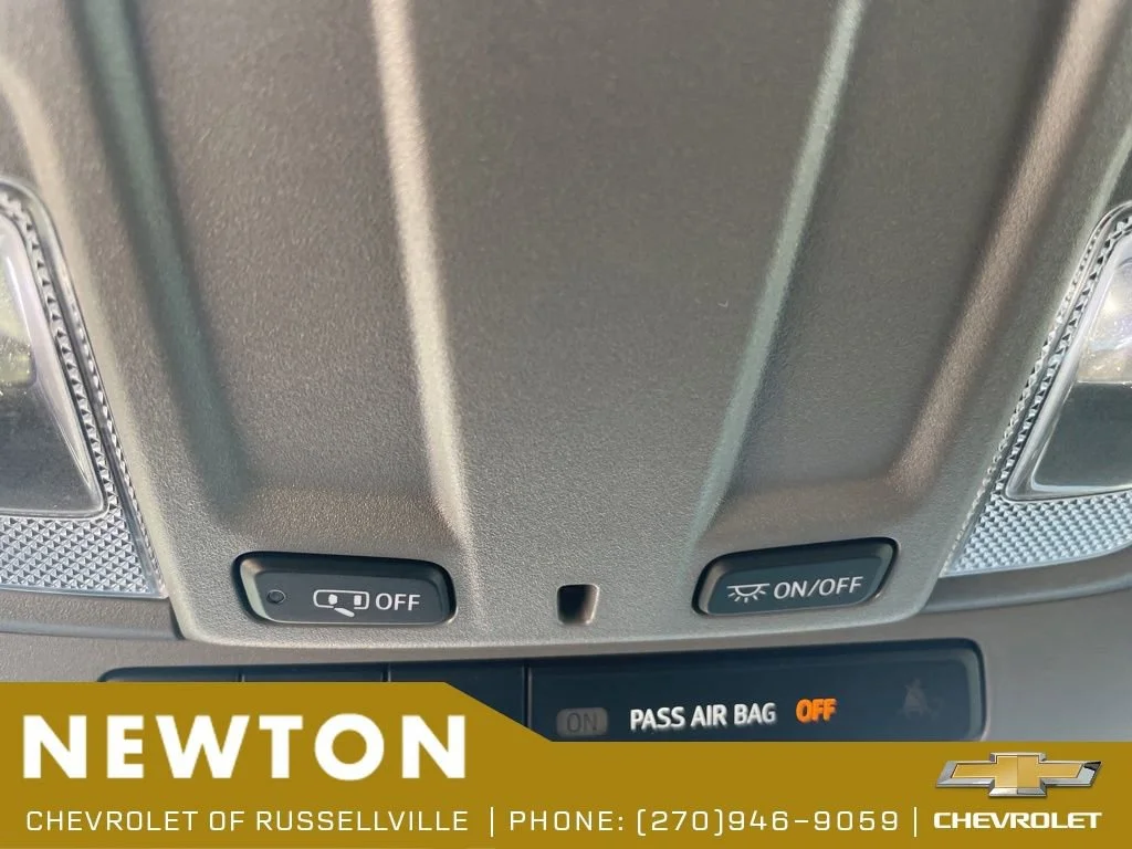 Used 2025 Cypress Gray Chevrolet LT image 14