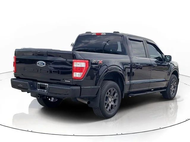 Used 2022 Black Ford XL image 5