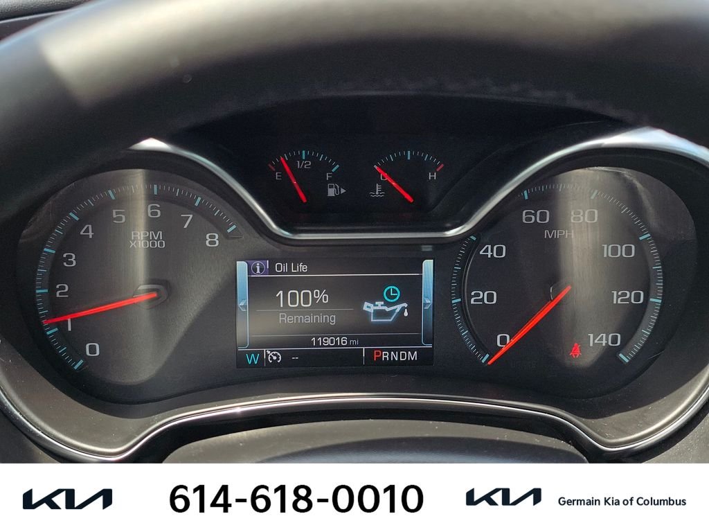 Used 2015 White Chevrolet LT image 22