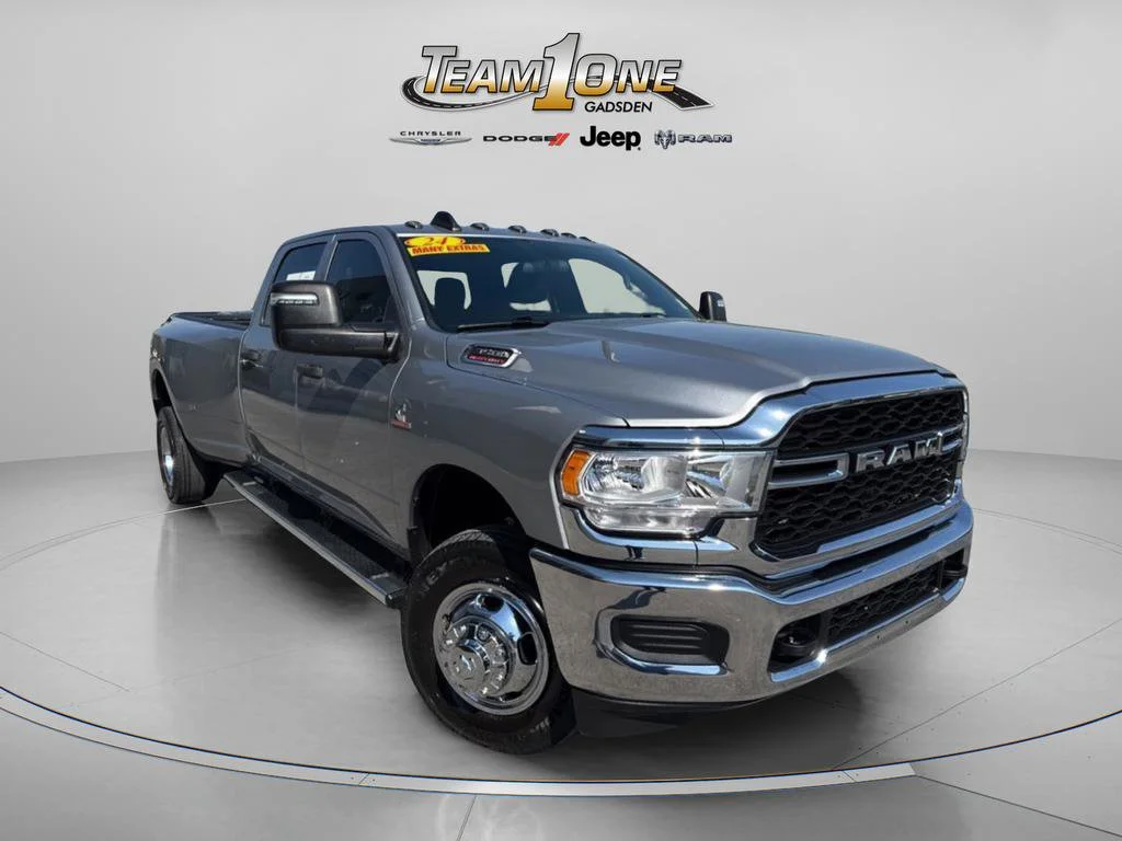 2024 RAM 3500 Tradesman 4X4 Crew Cab LWB's photo
