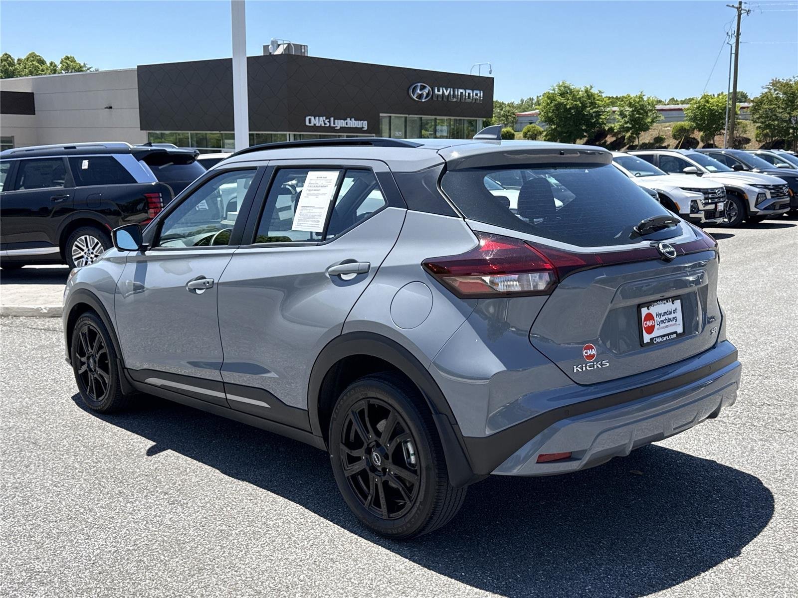 Used 2023 Boulder Gray Pearl Nissan SR image 6