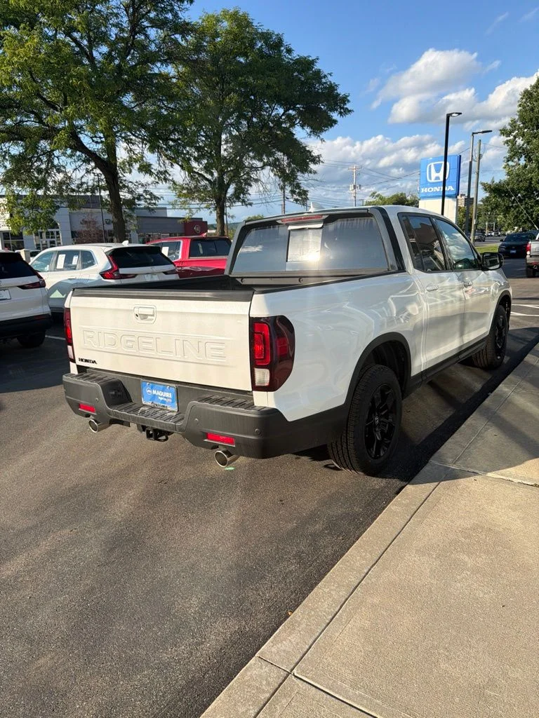 2026 Honda Ridgeline Black Edition - Photo 6