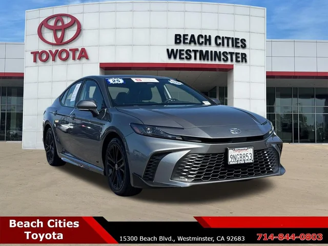 2025 Toyota Camry SE