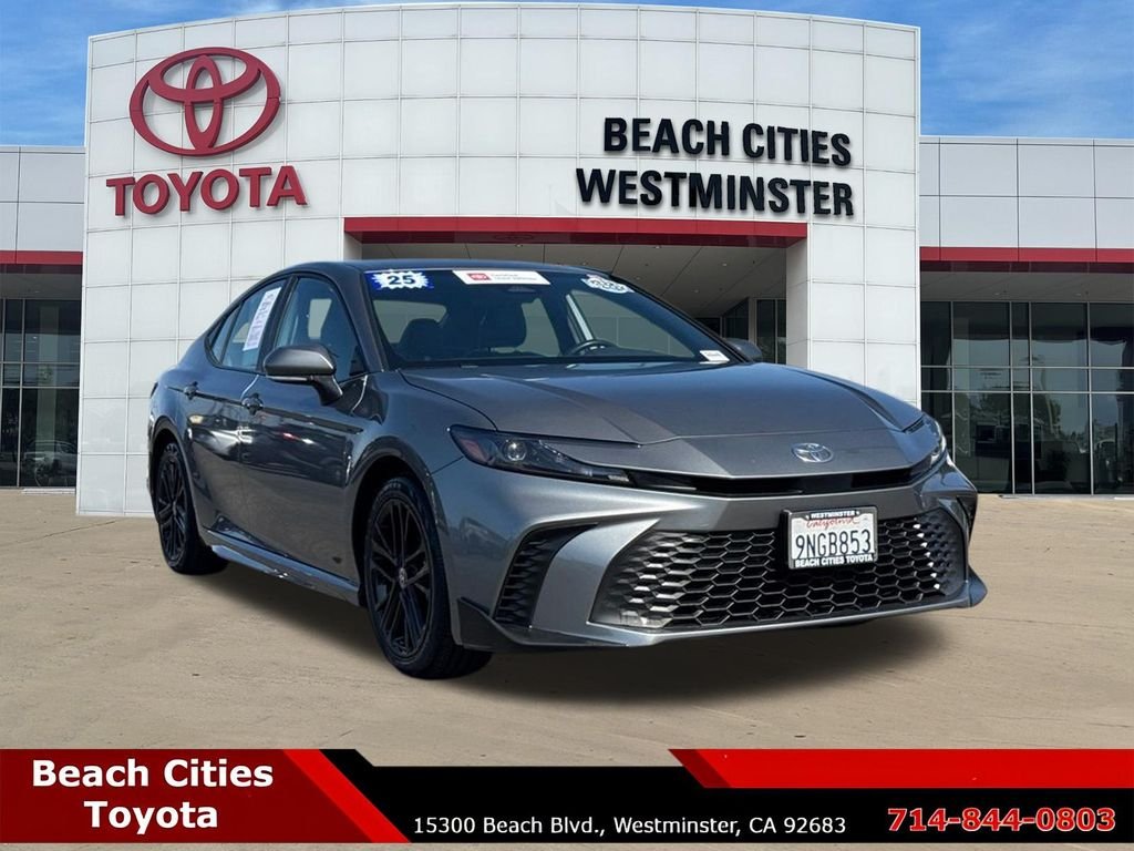 Certified Used 2025 Gray Toyota SE image 1
