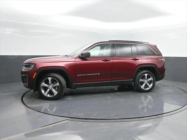 New 2026 Velvet Red Pearl-Coat Exterior Paint Jeep Limited image 41