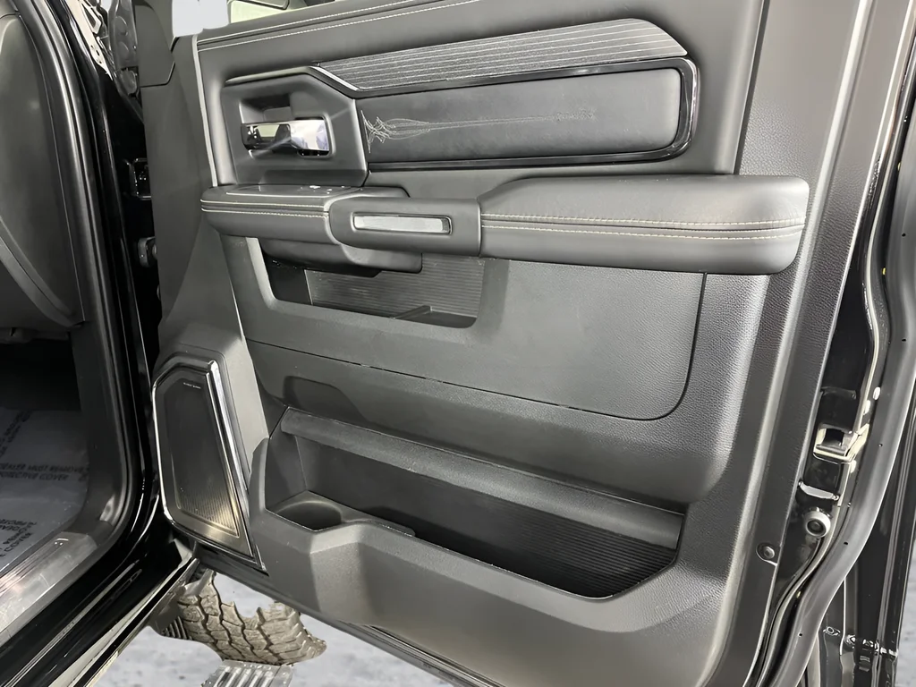 Used 2023 Black Ram Limited image 15
