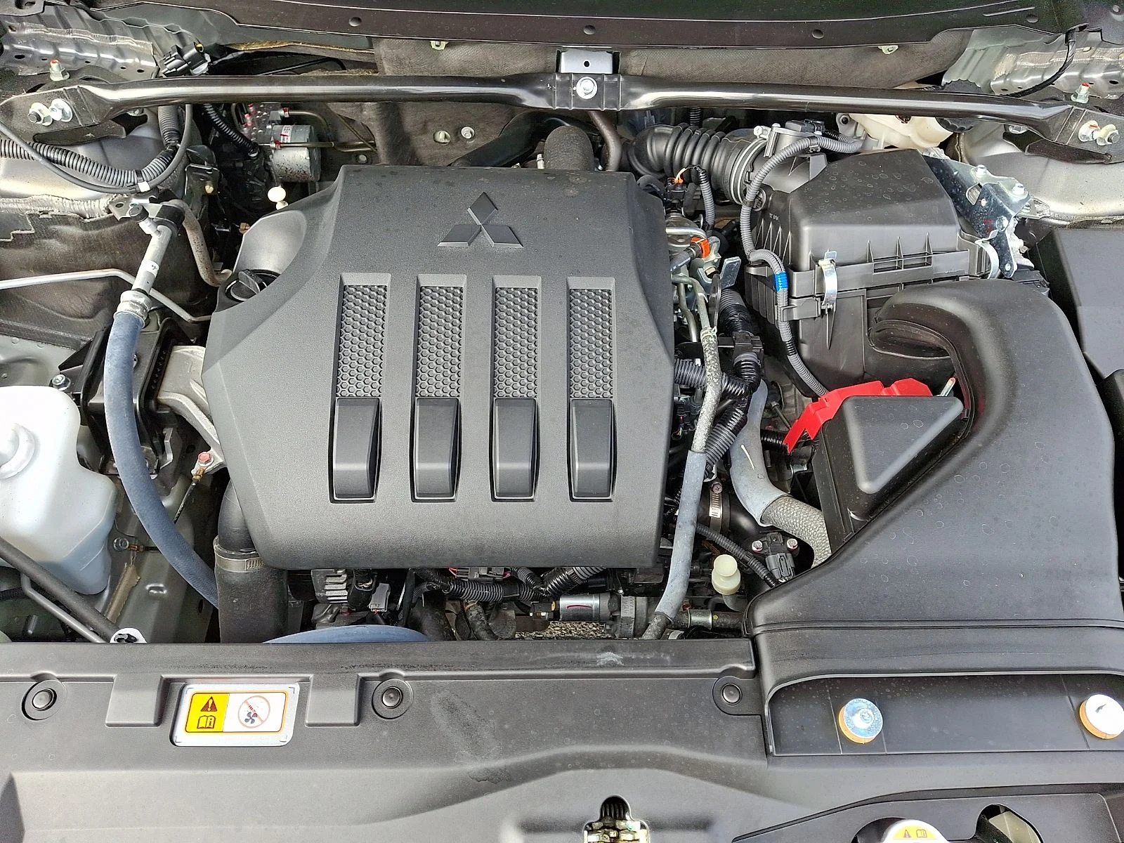 Used 2024 Gray Mitsubishi Black Edition image 28
