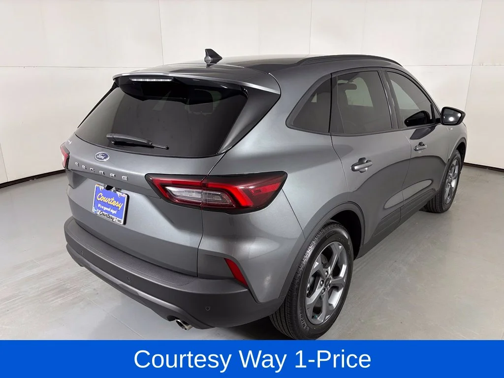 Used 2026 Gray Ford ST-Line image 11