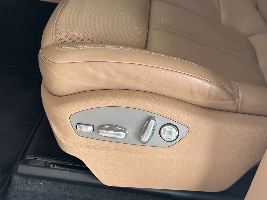 Used 2020  Porsche S image 15