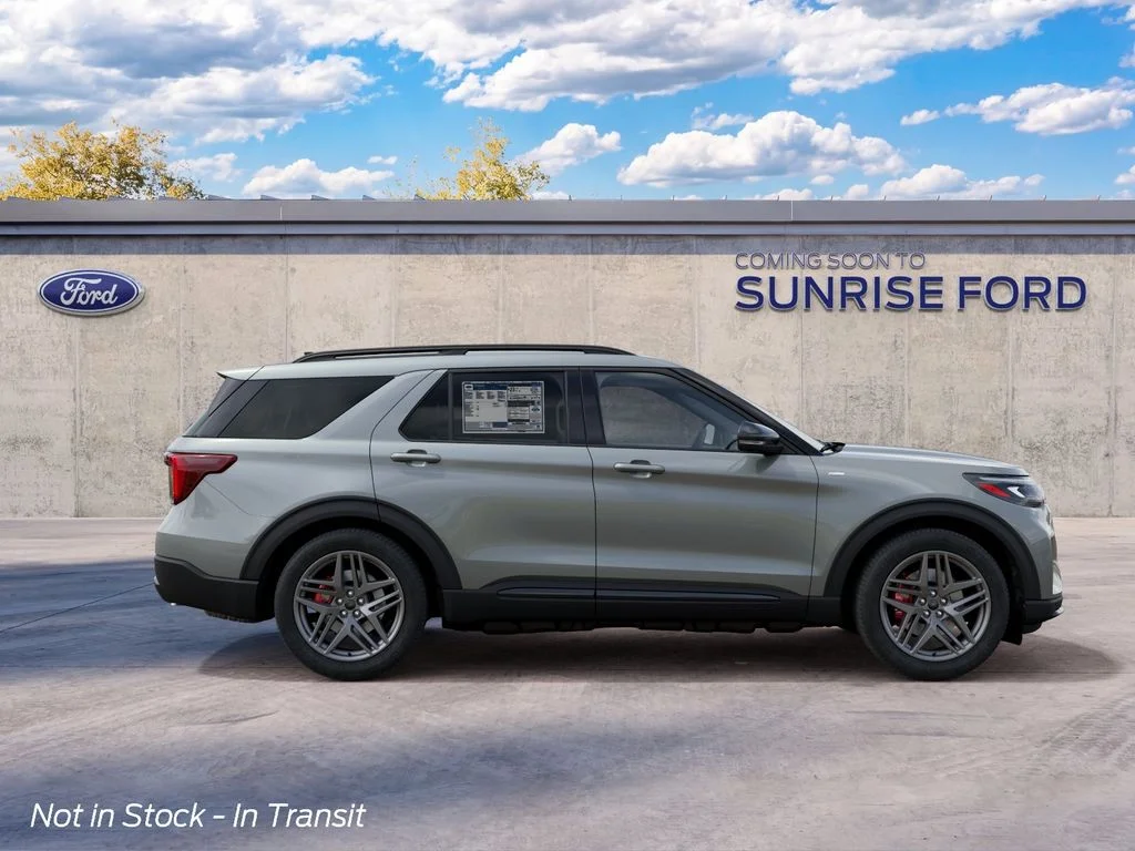 New 2027 Avalanche Gray Ford ST-Line image 5