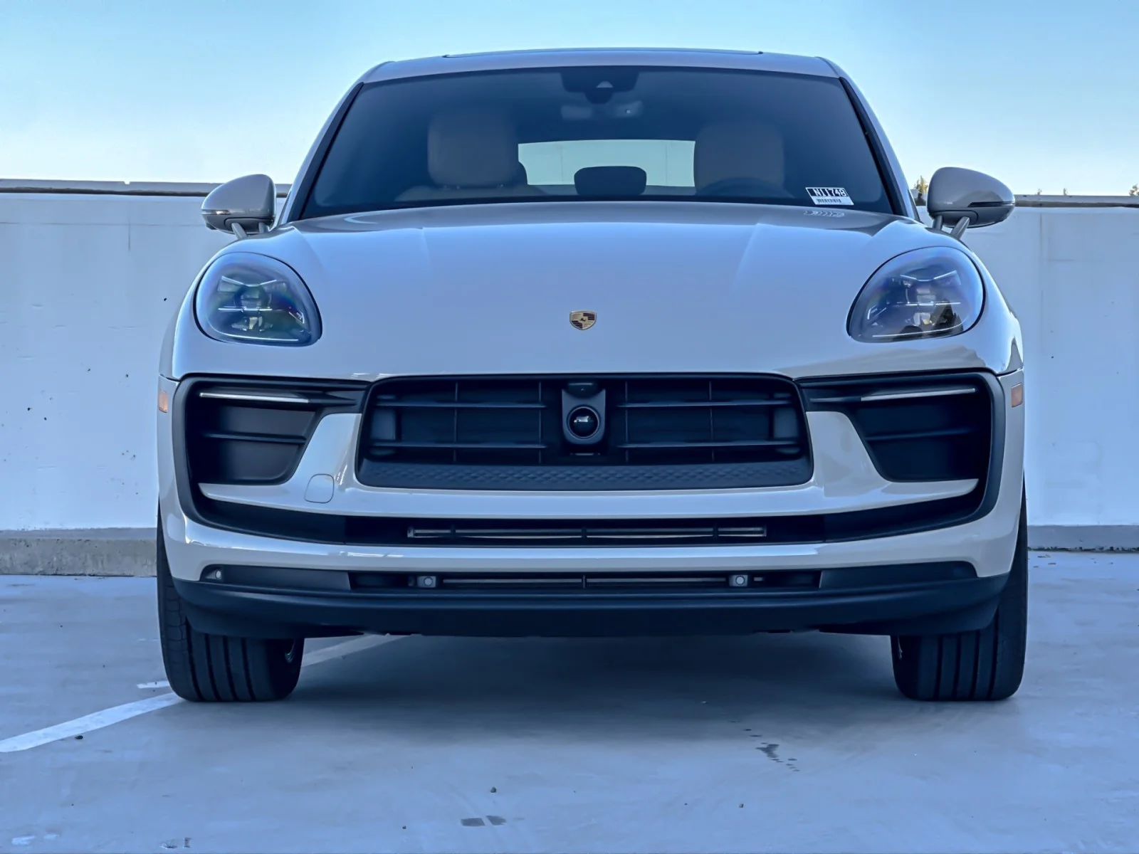 2026 Porsche Macan - Photo 11