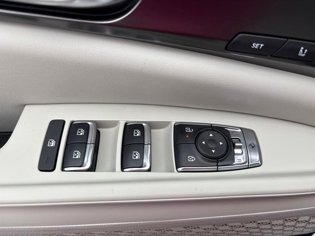 New 2026 Ivory Silver Kia SX image 15