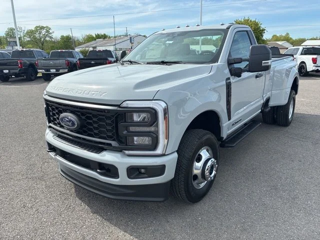 2026 Ford F-350 XL 4x4 Regular Cab 8' Box DRW's photo
