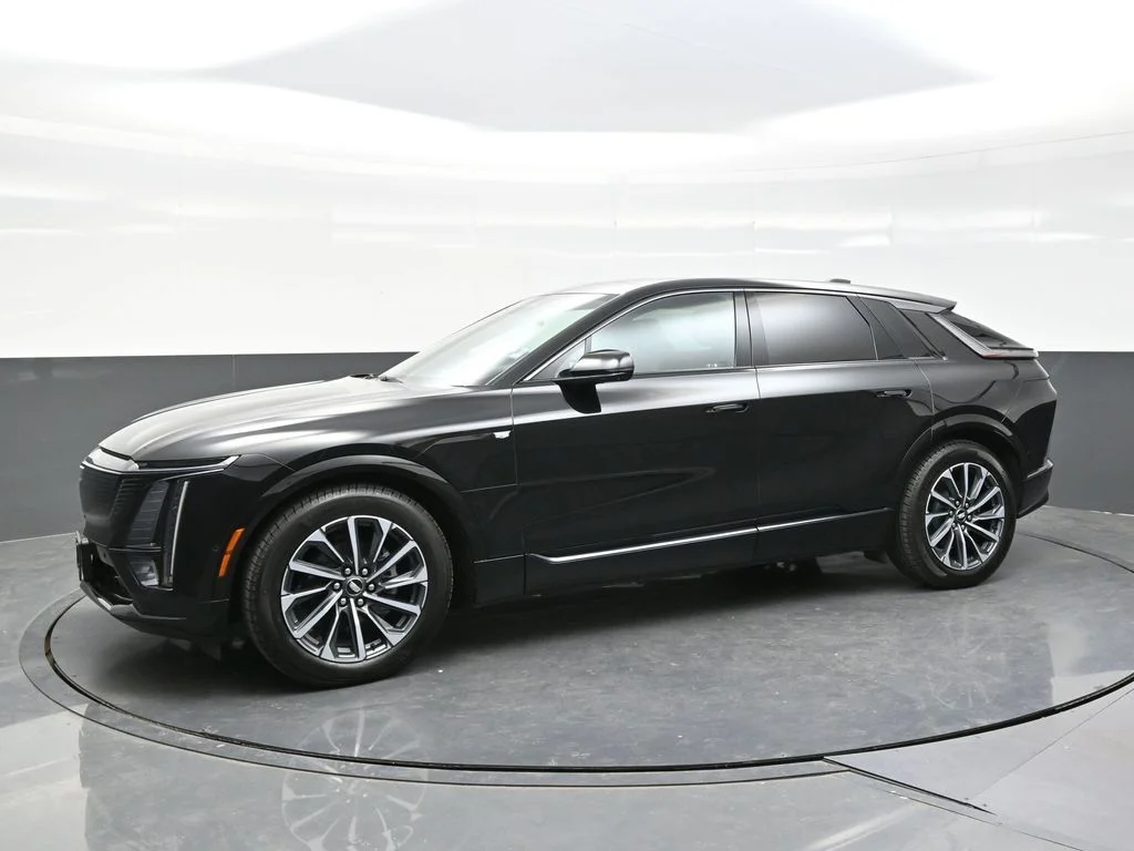 Used 2024 Black Cadillac Sport image 3