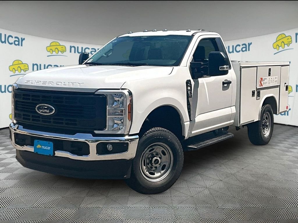 New 2026 Oxford White Ford XL image 2