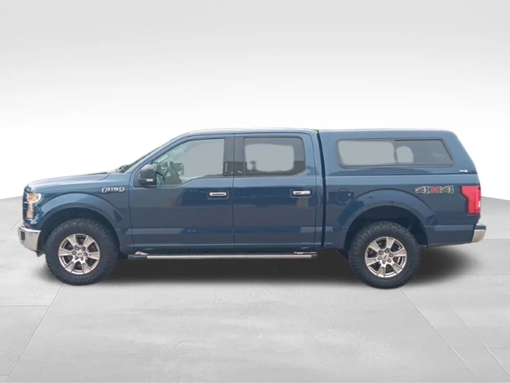 Used 2016 Blue Jeans Metallic Ford XLT image 4