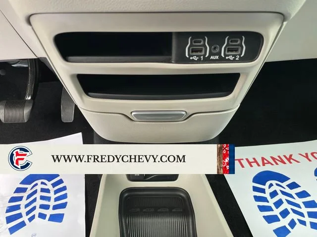 Used 2023 White Chrysler Touring L image 18