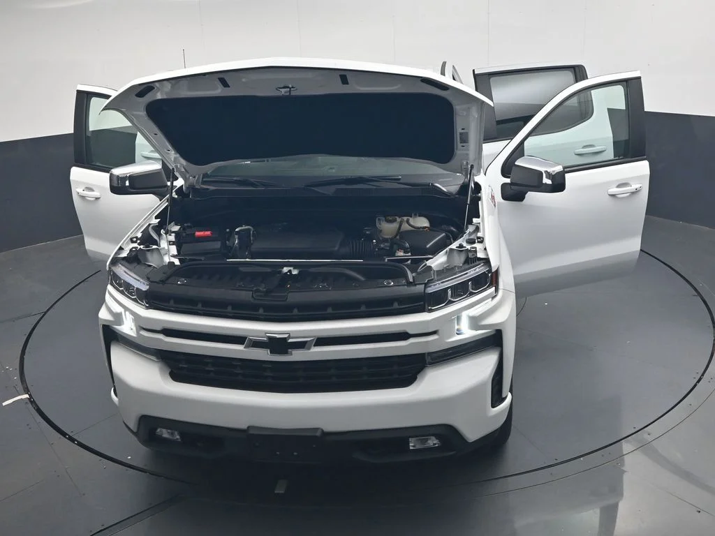 Used 2022 White Chevrolet RST image 52