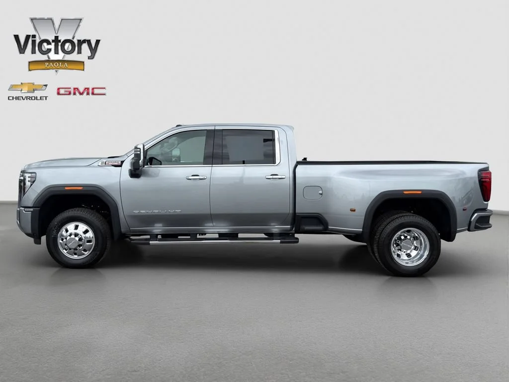 2026 GMC Sierra 3500HD Denali - Photo 3