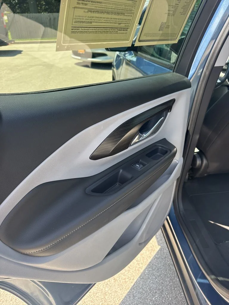 Used 2024 Downpour Metallic GMC SLE image 20