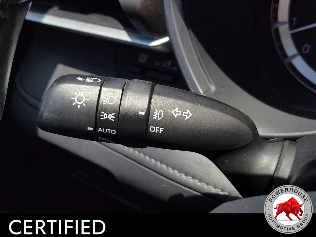 Used 2022 Gray Toyota XLE image 33