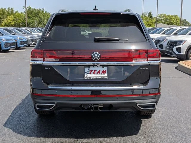 New 2026 Black Volkswagen 2.0T SEL image 4