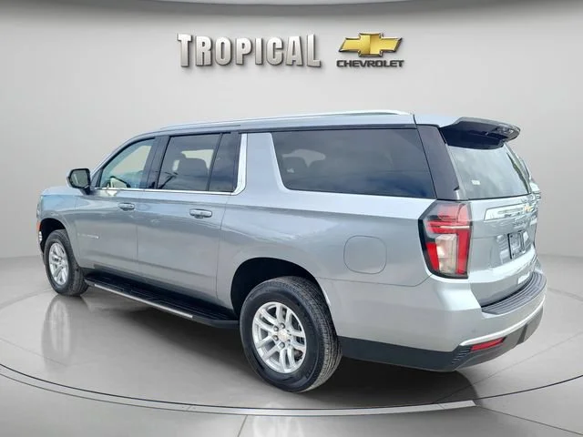 Used 2024 Sterling Gray Metallic Chevrolet LT image 3