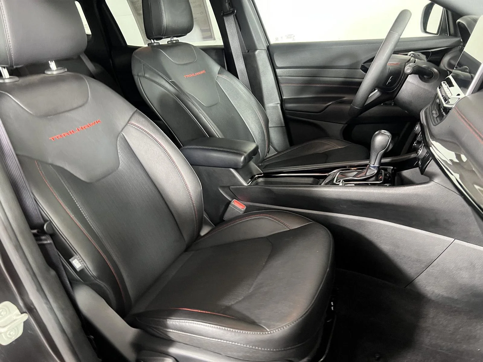 Used 2023 Gy Jeep Trailhawk image 21