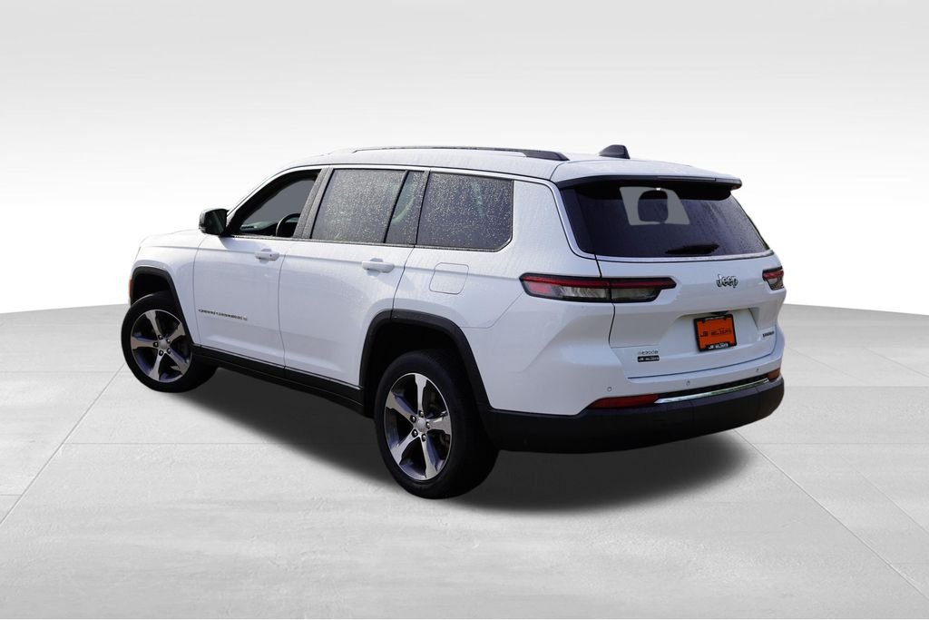 Used 2023 Bright White Clearcoat Jeep Limited image 9