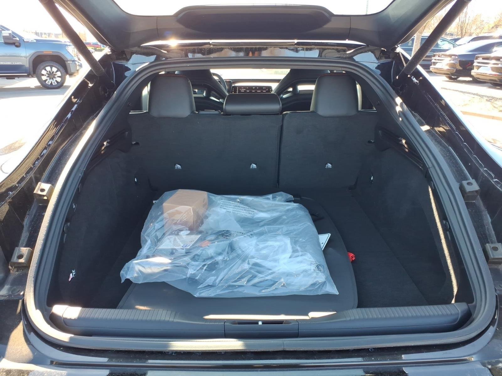 2025 Dodge Charger Daytona Scat Pack - Photo 24