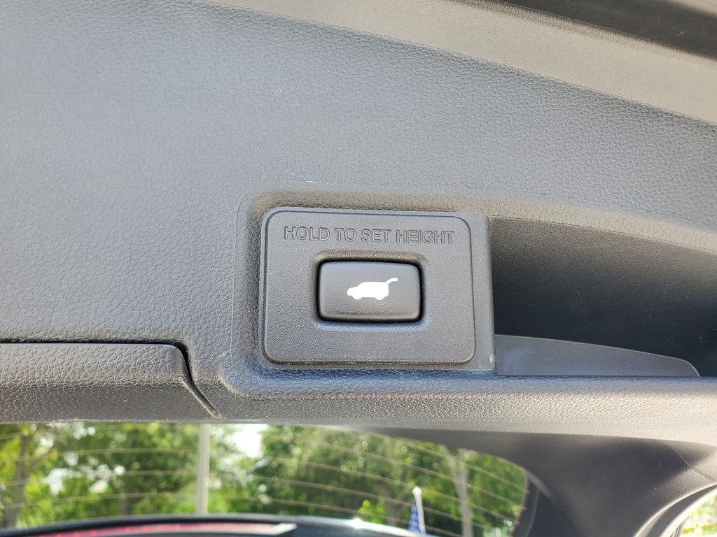 Used 2020  Acura Technology Package image 9