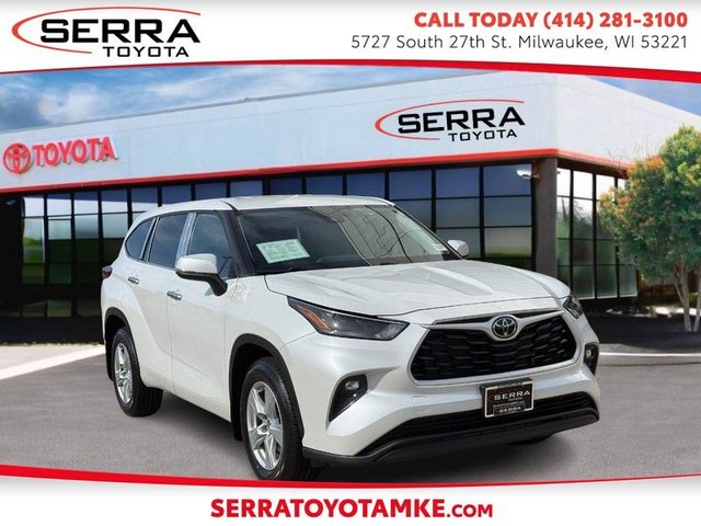 2022 Toyota Highlander LE