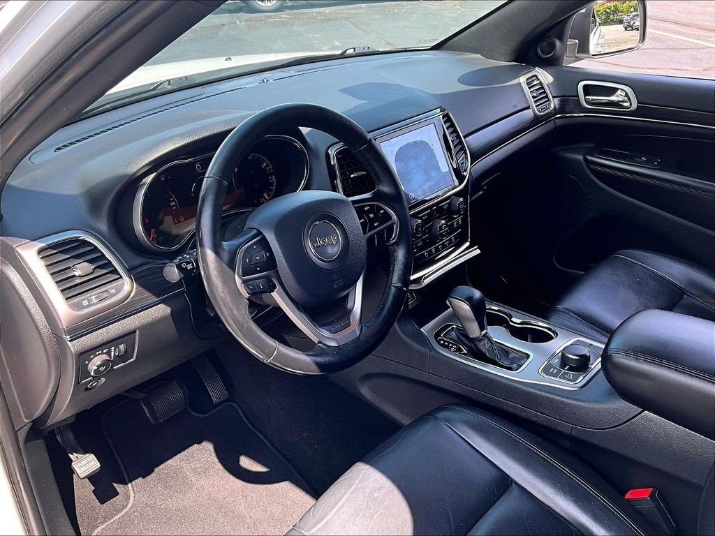 Used 2020 White Jeep Limited image 8