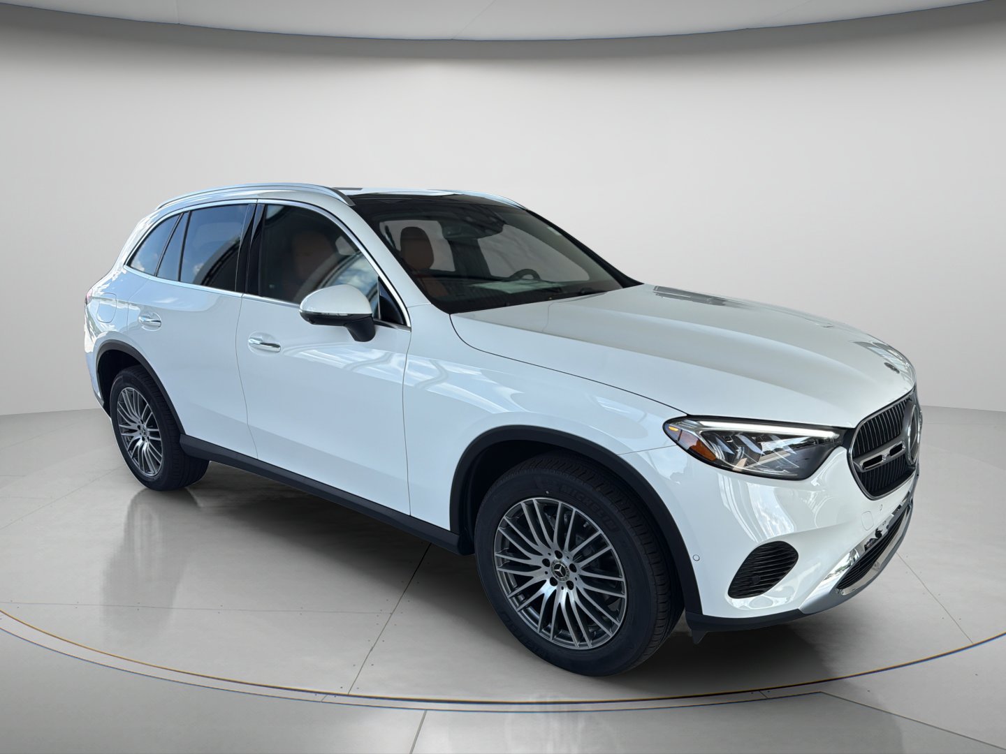 New 2026 Polar White Mercedes-Benz GLC 300 image 6