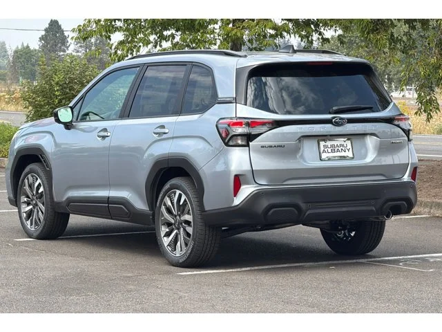 New 2026 ICE SILVER METALLIC Subaru Touring image 6