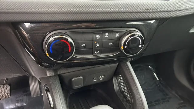Used 2025 Black Chevrolet LT image 29