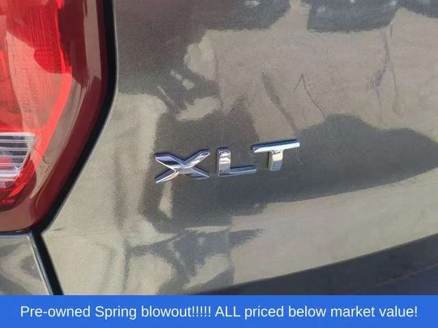 Used 2017 Gray Ford XLT image 10
