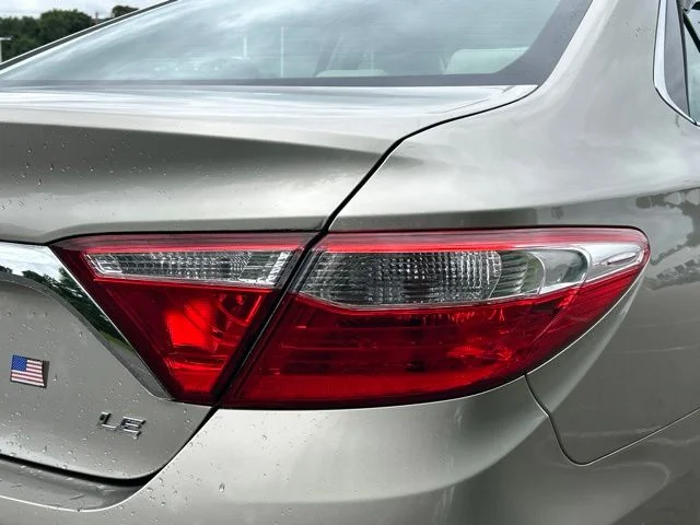 Used 2017  Toyota LE image 11