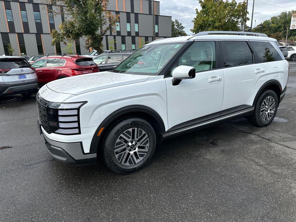 New 2026 White Hyundai SEL 7P image 2