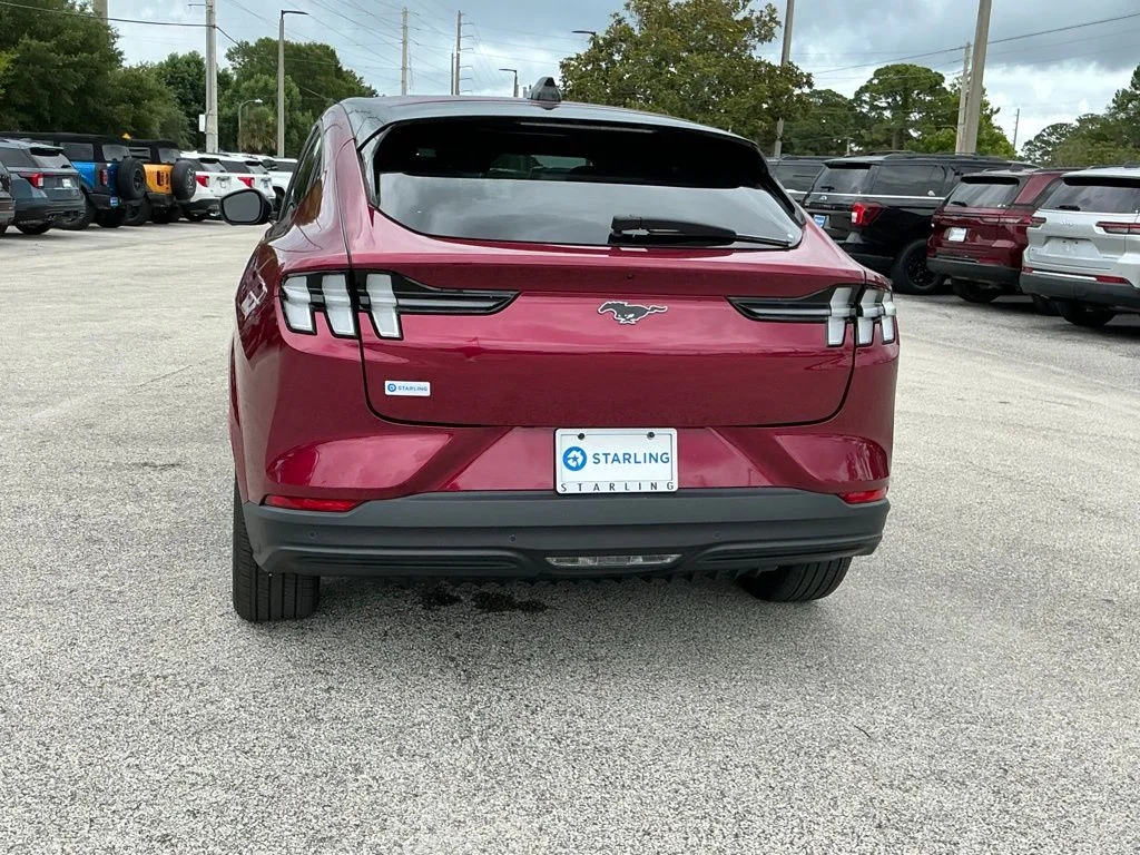 Used 2025 Red Ford Premium image 10