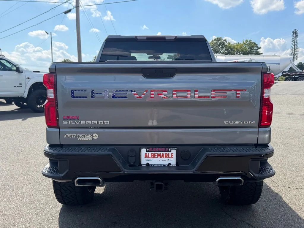 Used 2021  Chevrolet Custom Trail Boss image 4
