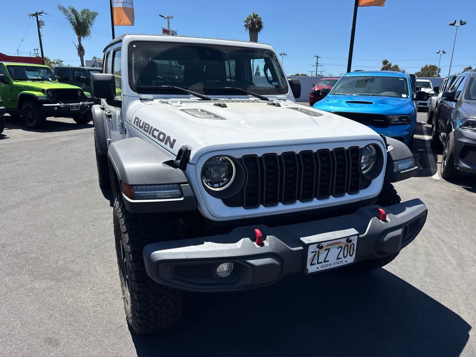 Used 2024 Bright White Clearcoat Jeep Rubicon image 5