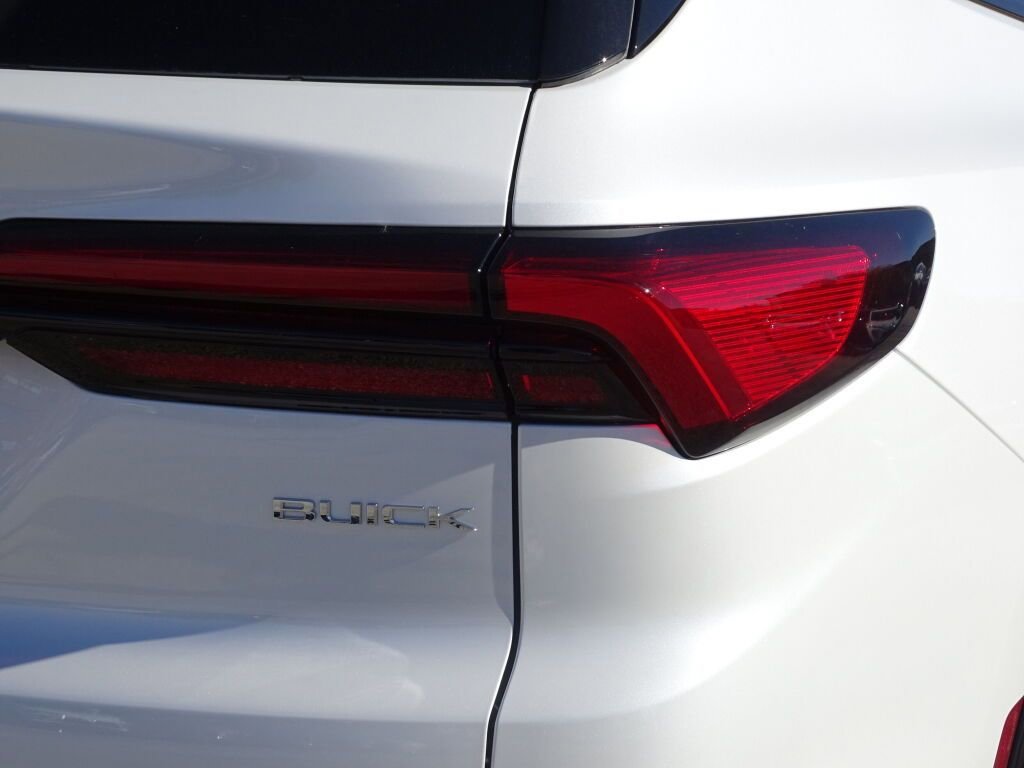2025 Buick Enclave Sport Touring - Photo 15