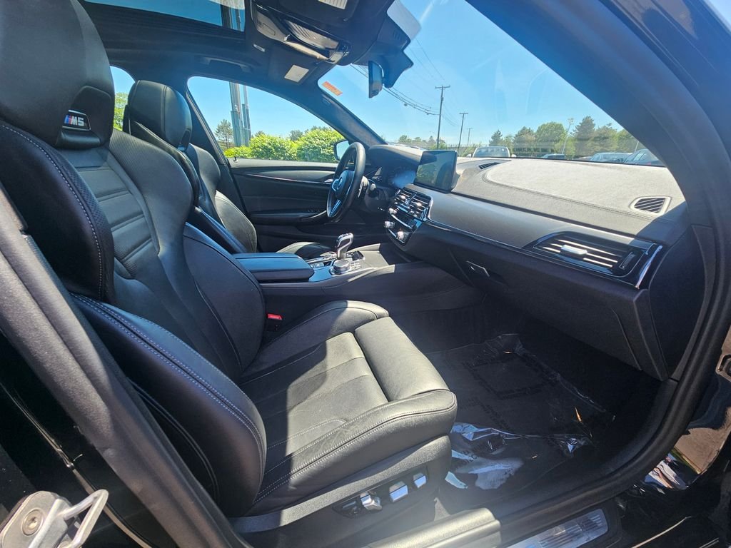 Used 2020 Black Sapphire Metallic BMW Base image 15