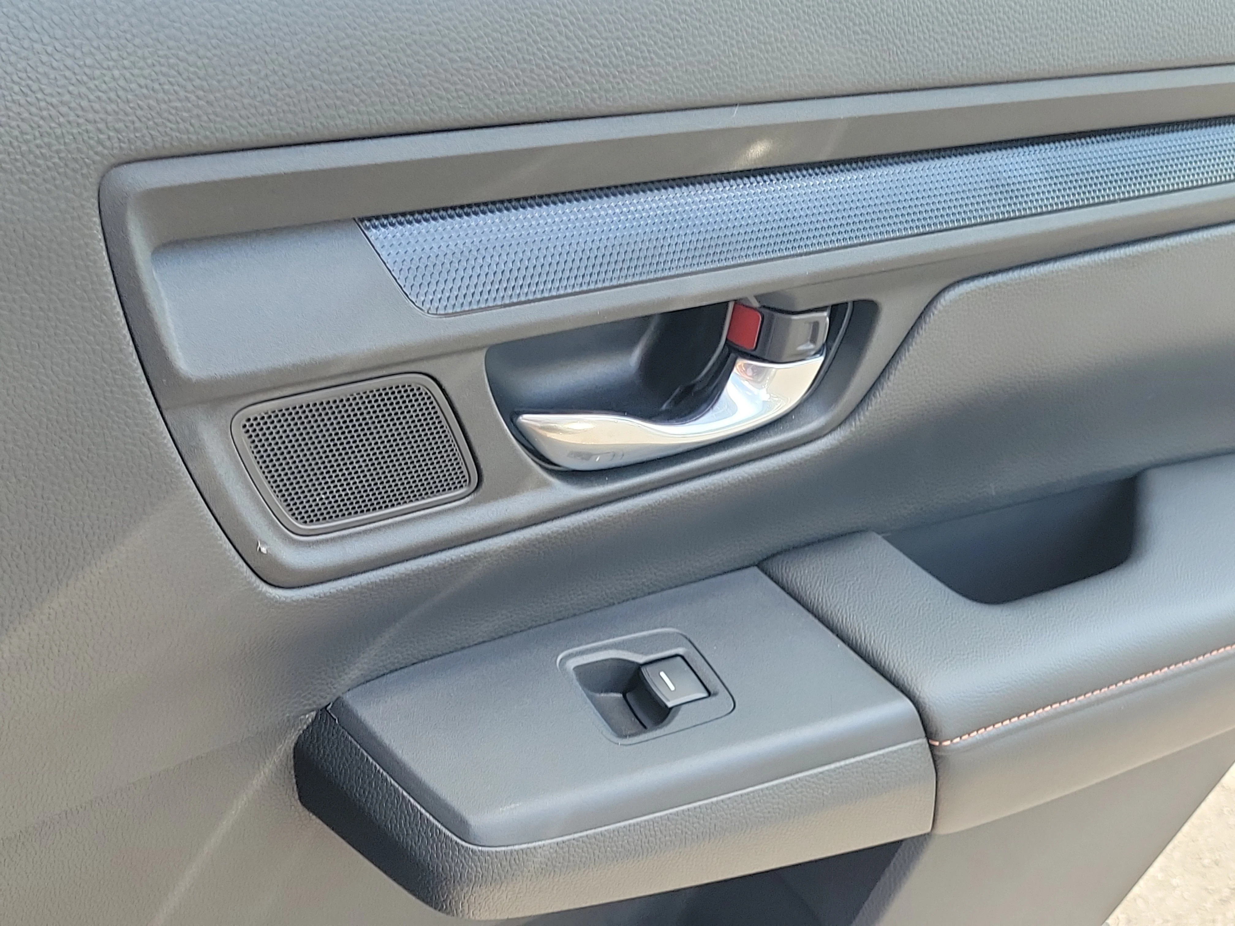 2025 Honda CR-V Sport-L - Photo 7
